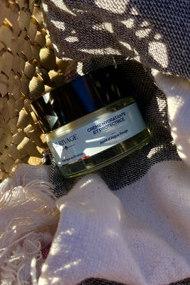 Crema hidratante y protectora
