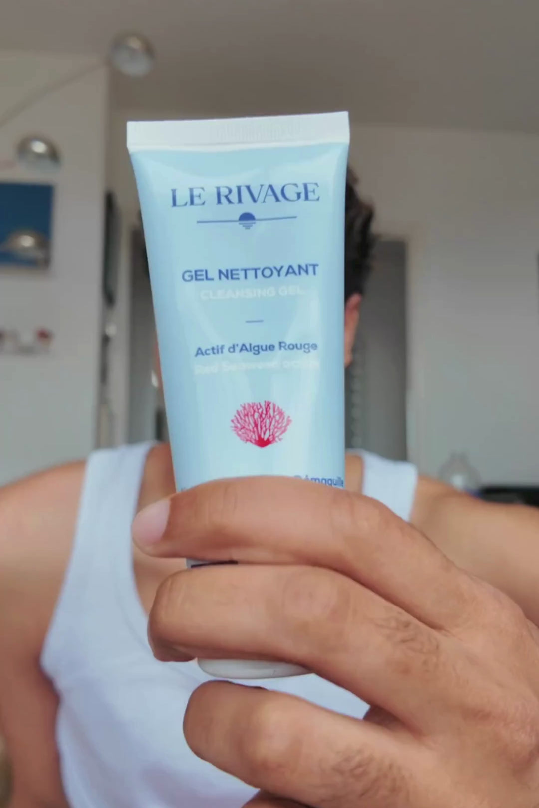 Gel nettoyant démaquillant